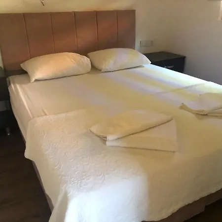 Semesterpark Armira 3*